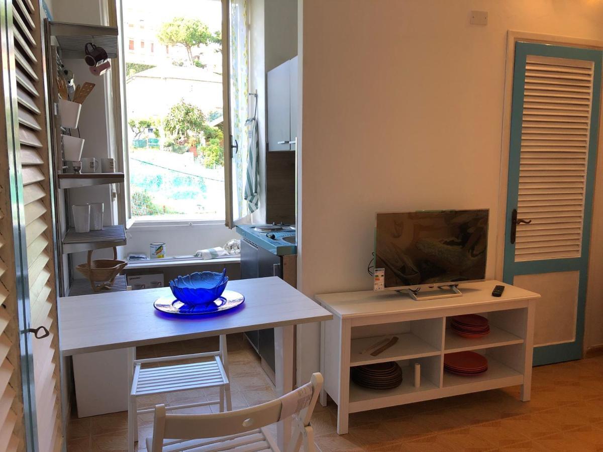 Casa Nana Lägenhet Santo Stefano al Mare Exteriör bild